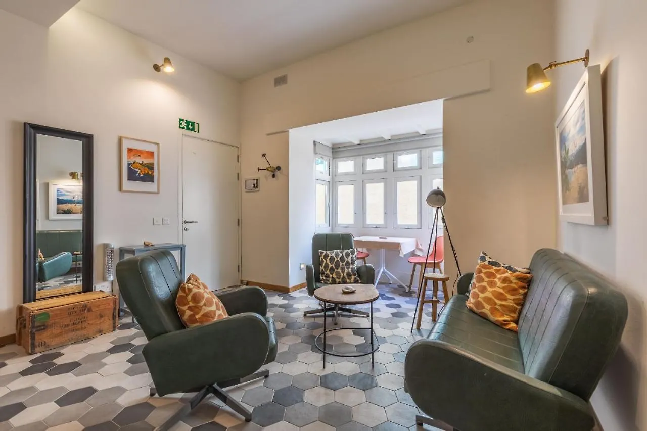 Valletta Two Bedroom Apartment Close To The Sea